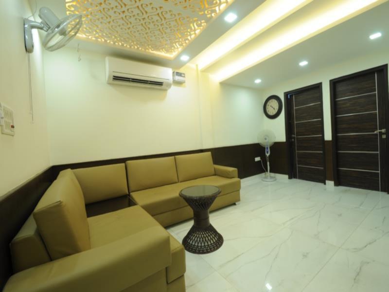 Hotel Hill Palace -Near Karol Bagh Metro Station Delhi  Exteriör bild
