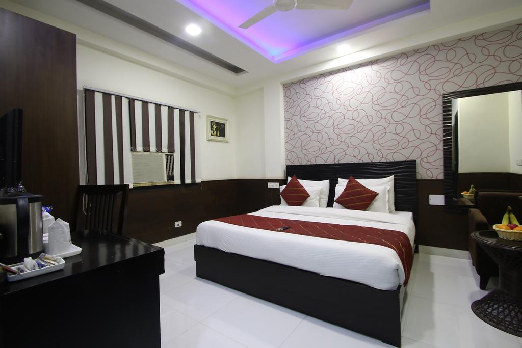 Hotel Hill Palace -Near Karol Bagh Metro Station Delhi  Exteriör bild