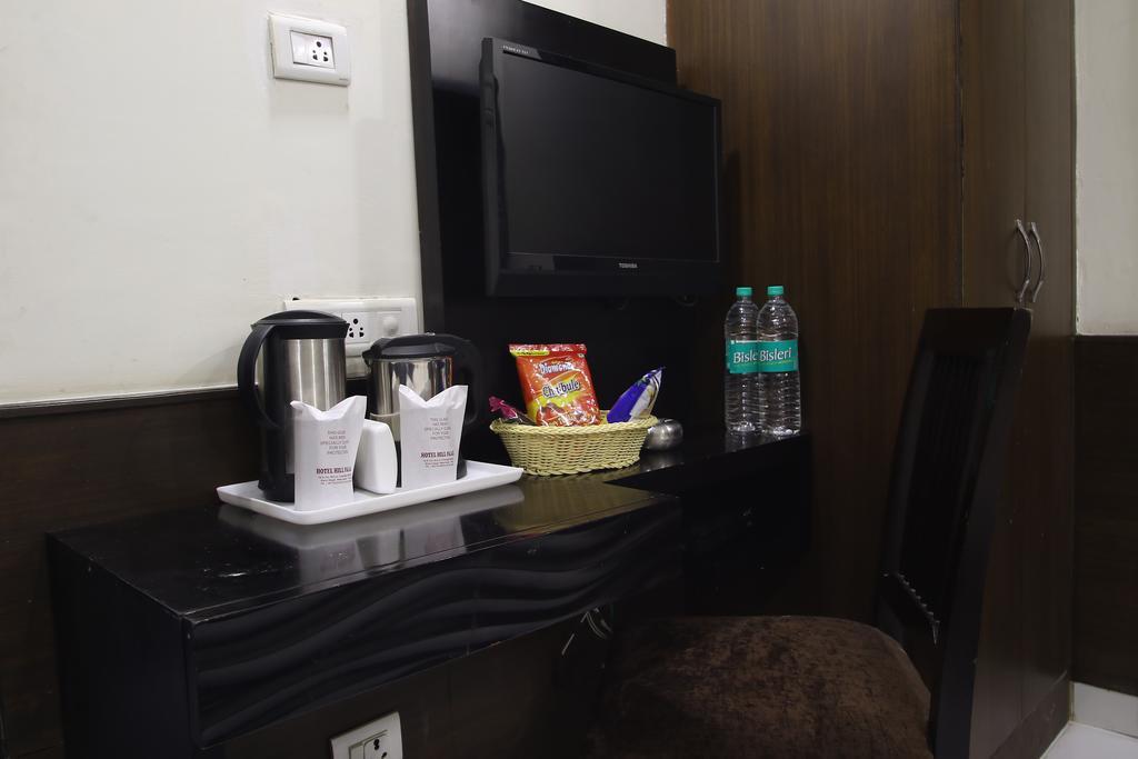 Hotel Hill Palace -Near Karol Bagh Metro Station Delhi  Exteriör bild